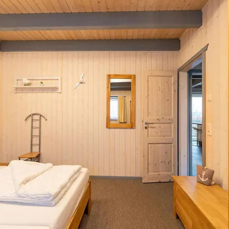 Holiday home Mirow, *